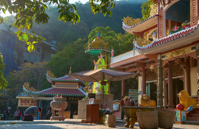 Linh Son Tien Thach Pagoda (Ba Temple)