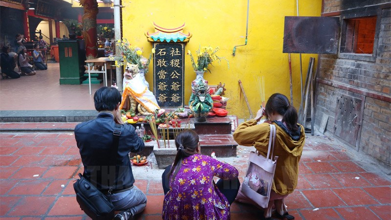 Quan Am Pagoda - Ancient Chinese temple in the heart of Saigon