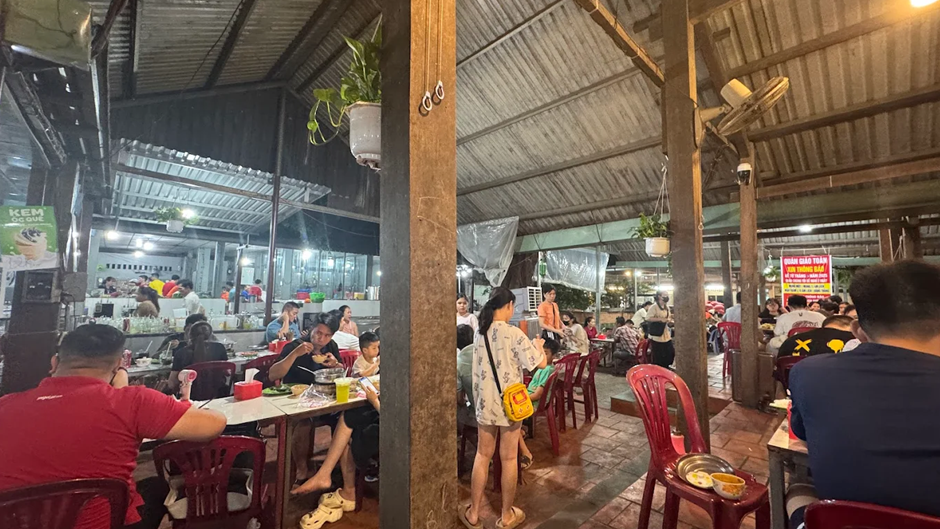 Experience The Most Popular Beef Hotpot in Saigon
