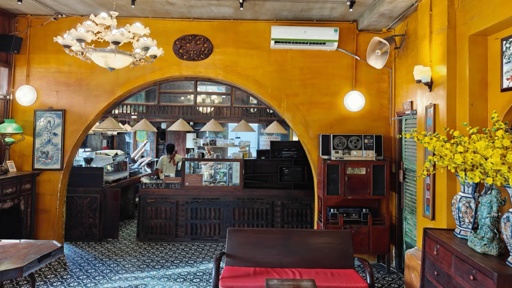 Ca Phe Trung 3T - The Best Egg Coffee Spot in Saigon